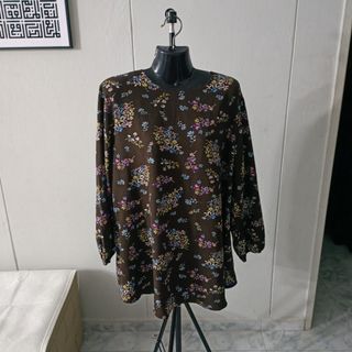 Flowery Dark Brown Muslimah Top