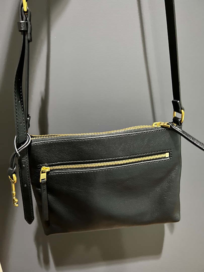 FOSSIL FIONA BLACK SLING BAG Women s Fashion Bags Wallets