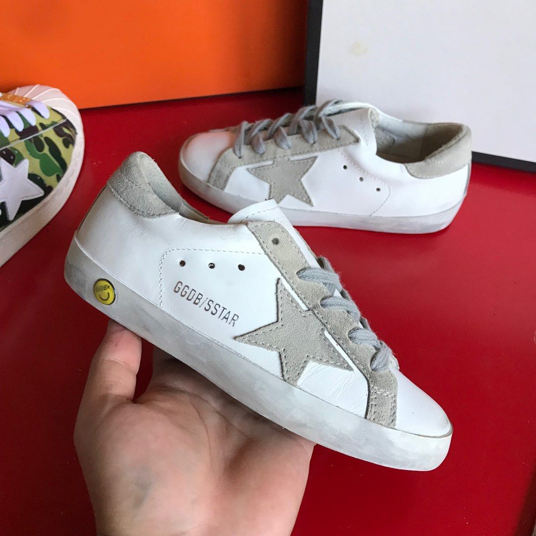 GGDB Golden Goose Authentic Kids Deluxe superstar size 31, Barang Mewah,  Pakaian di Carousell