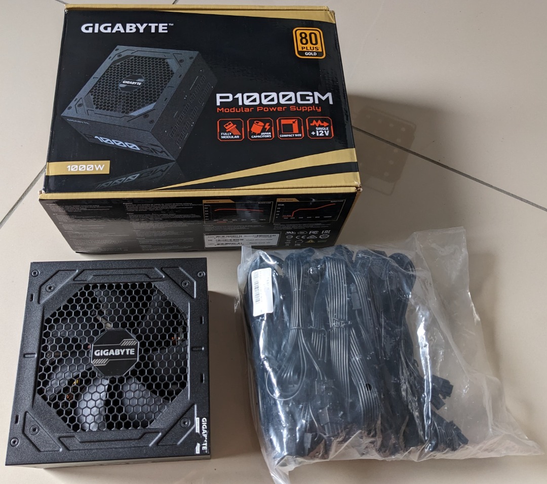 Gigabyte P1000GM, 1000W, 80 Plus Gold Certified, Fully Modular Power