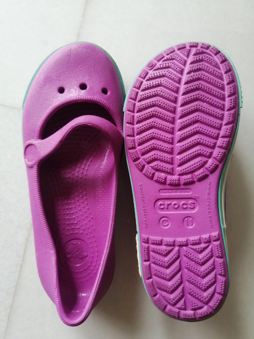 Girls crocs, Babies & Kids, Babies & Kids Fashion on Carousell