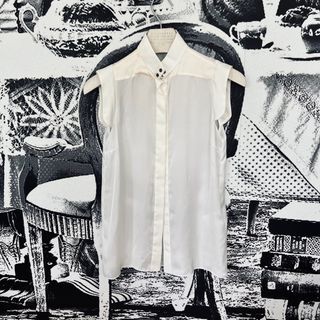 📸SALE! GIVENCHY silk sateen top