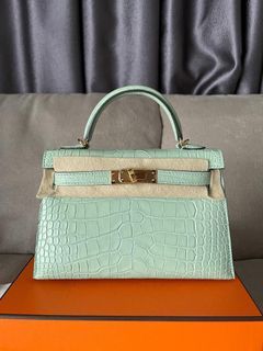 Kelly 20 Mini II Sellier Gris Perle Ostrich GHW - Buy & Consign Authentic  Pre-Owned Luxury Goods