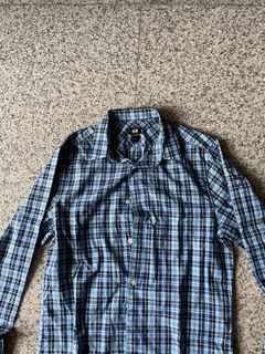 (Category: ) located in . Submitted by clearourwardrobe (Listing ID 1221479667, Image 1). Description: .