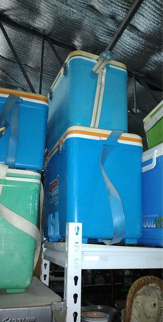 JAPAN HANDCARRY COOLER BOXES BUCKETS, Furniture & Home Living, Home Improvement & Organization