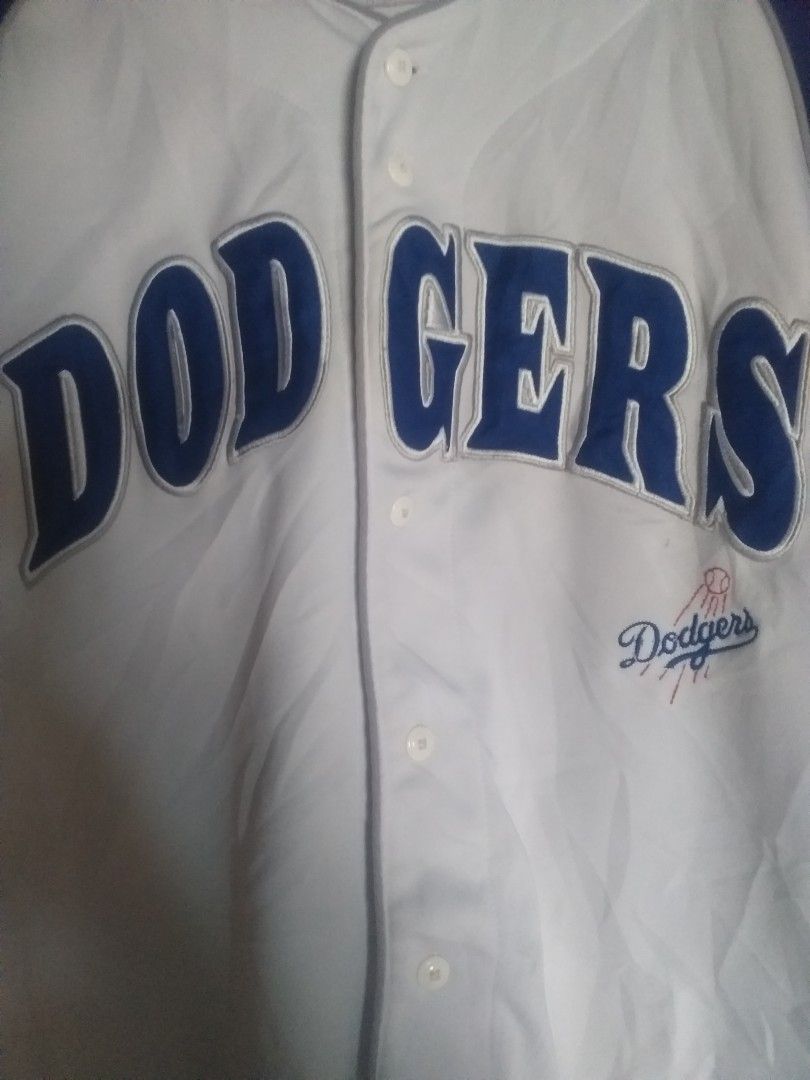 LA DODGERS (Category: Activewear) located in Pili. Submitted by alexsanandres412 (Listing ID 1221542989, Image 3). Description: LA DODGERS LARGE TO XL 23 X 30 EXCELLENT NEAR NEW NO ISSUE NID WASH LNG KUNTI.. 650+SF.