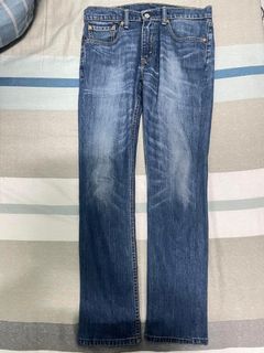 Levis