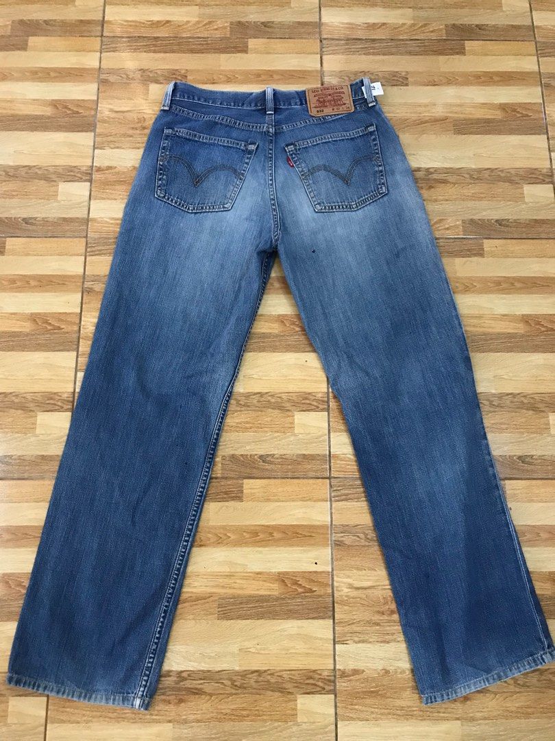 Levis 532 online
