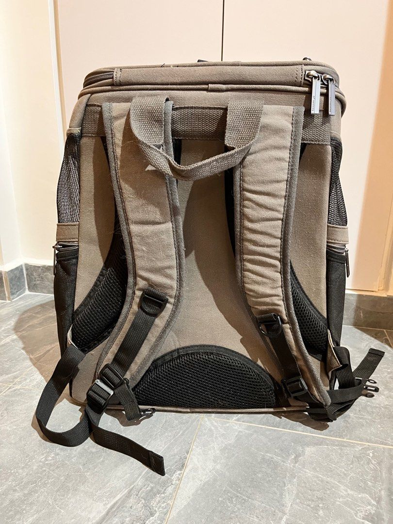 Lollimeow large pet carrier backpack, Pet Supplies, Homes & Other Pet