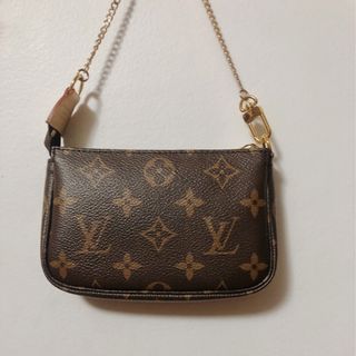 LV Louis Vuitton Mini Pochette