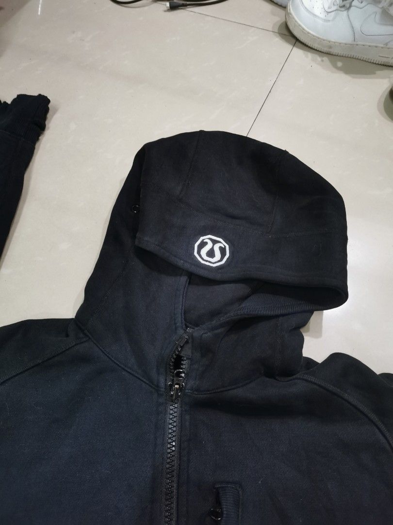 Lululemon hoodie jacket (Category: Activewear) located in Rizal. Submitted by allenrion (Listing ID 1221583989, Image 3). Description: Preloved Lululemon hoodie jacket for men Size: see measurement. Xl estimate Price: 580 pesos Flaw: sew ribbings MOP: BPI BDO gcash #allenrion #goodfindgoodvibes #gym #sportswear #sportsapparel #fitness #runph #activewearfashion #activewear #brandedpreloved #lululemon #hoodiejacket.
