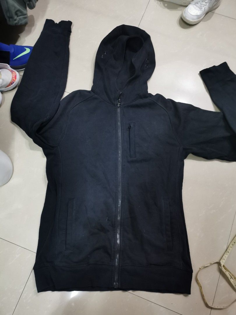 Lululemon hoodie jacket (Category: Activewear) located in Rizal. Submitted by allenrion (Listing ID 1221583989, Image 1). Description: Preloved Lululemon hoodie jacket for men Size: see measurement. Xl estimate Price: 580 pesos Flaw: sew ribbings MOP: BPI BDO gcash #allenrion #goodfindgoodvibes #gym #sportswear #sportsapparel #fitness #runph #activewearfashion #activewear #brandedpreloved #lululemon #hoodiejacket.
