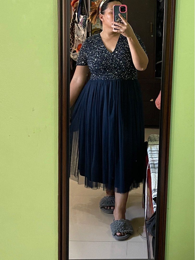 Maya v neck maxi tulle dress deals with contrast tonal delicate sequins in navy
