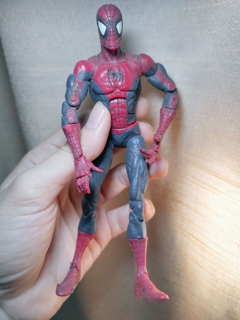 Mcfarlane KO spiderman (Category: Figurines & Statues) located in Taguig. Submitted by og.lingg (Listing ID 1221528627, Image 3). Description: KO mcfarlane spiderman rush sale rare 2000 negotiable.