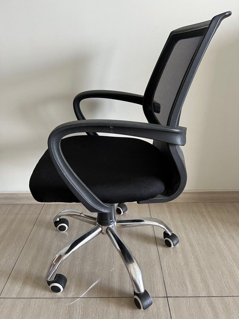 Mesh Material Ergonomic Office Chair (Black Color), Furniture & Home