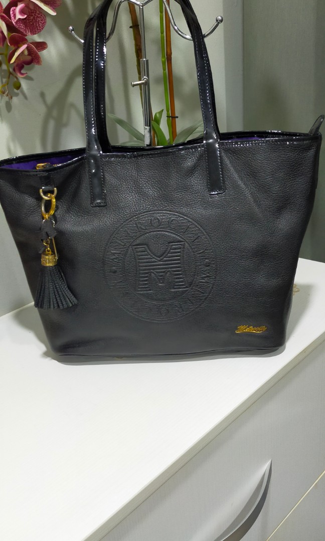 Metrocity large tote original, Luxury, Bags & Wallets on Carousell