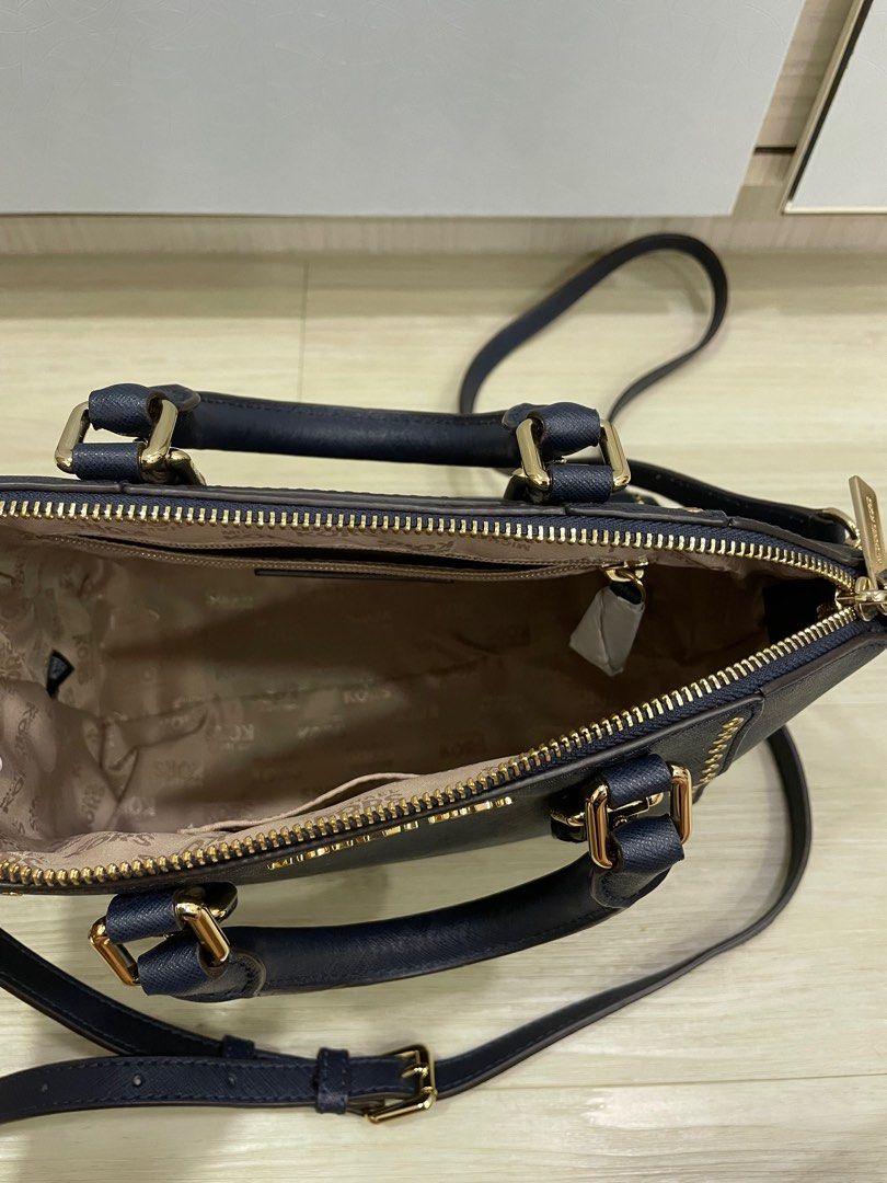 Michael Kors Ciara Grommet, Women's Fashion, Bags & Wallets, Cross-body  Bags on Carousell