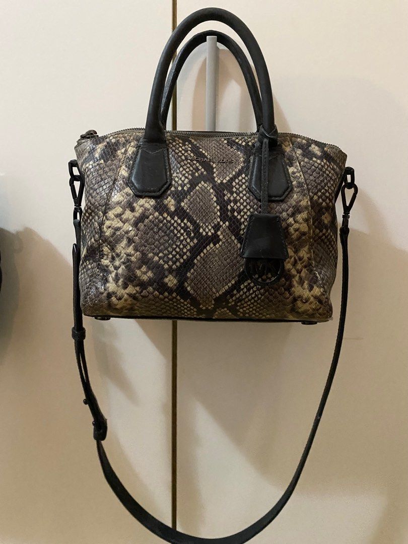 Michael Kors Snake Print Satchel Bag FREE SHIPPING, Women's Fashion, Bags &  Wallets, Cross-body Bags on Carousell