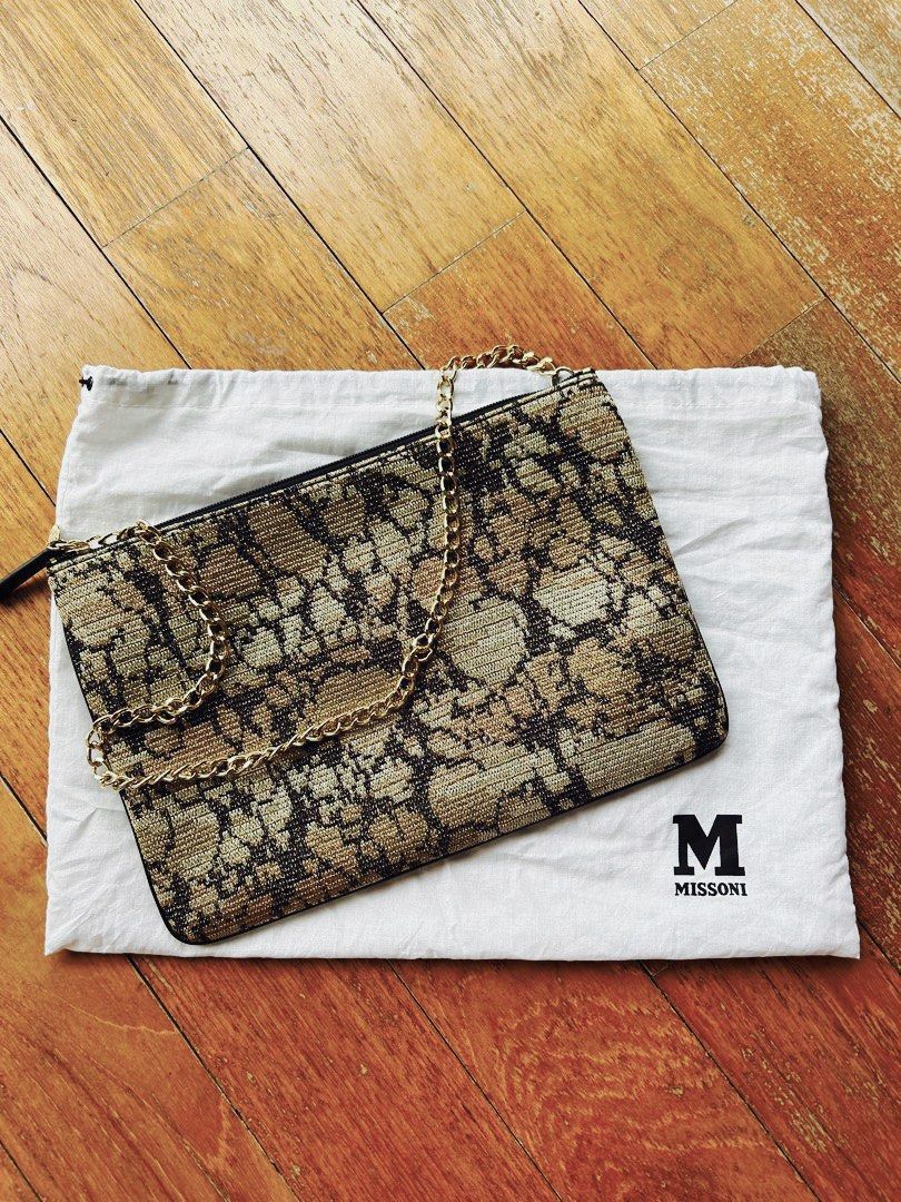 Missoni clutch top