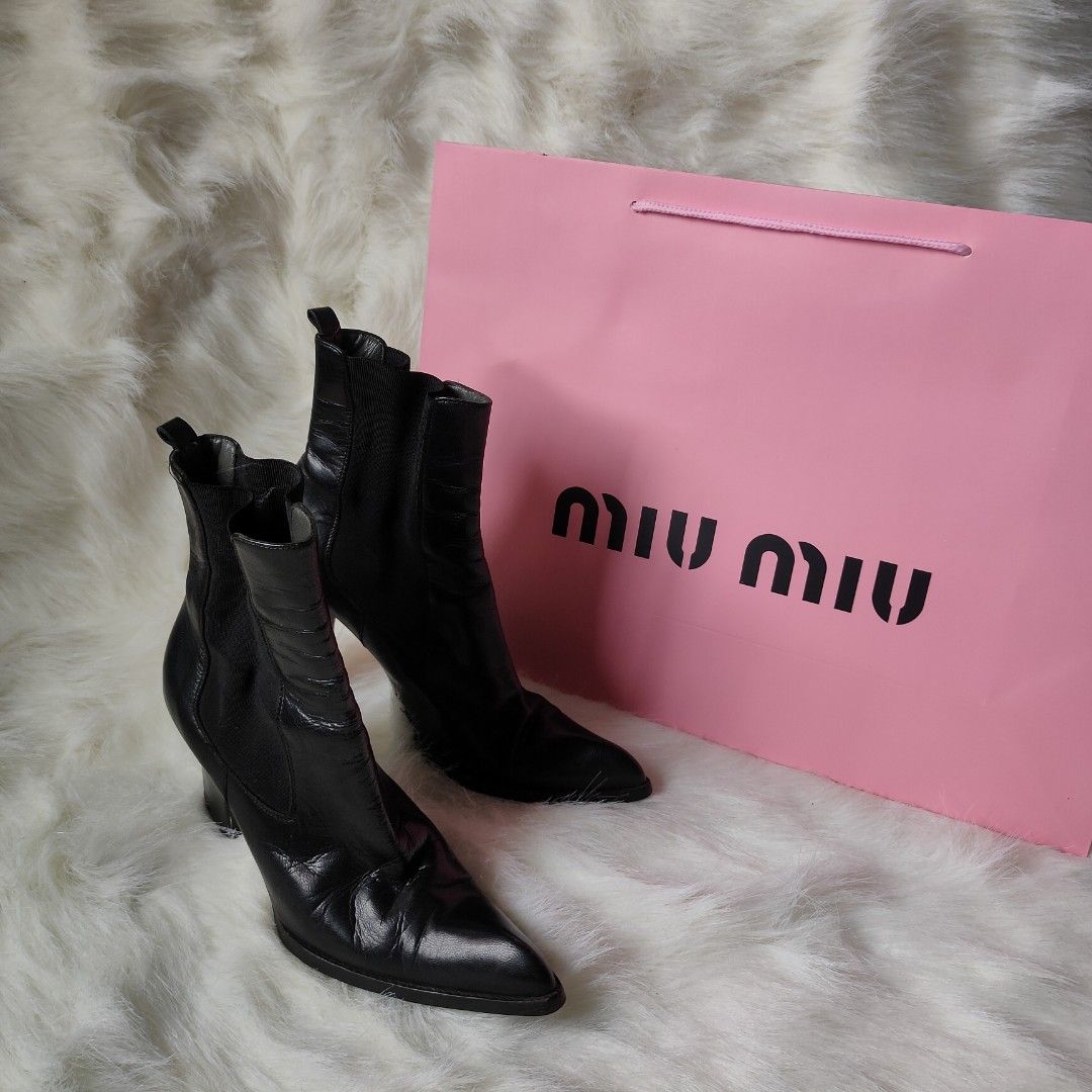 Miu miu chelsea outlet boot