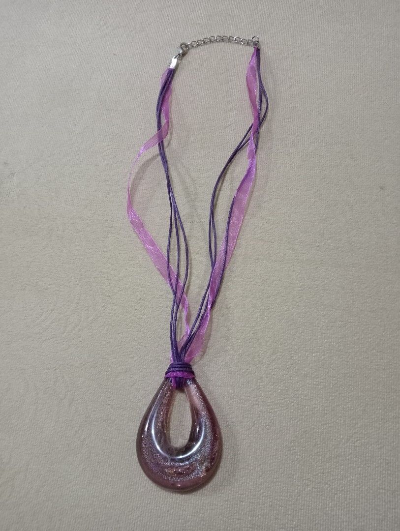 Murano Glass Teardrop Necklace (Category: Necklaces) located in Baguio. Submitted by dammayschoice (Listing ID 1221555052, Image 3). Description: Murano Glass Teardrop Necklace 🏷️ 180.