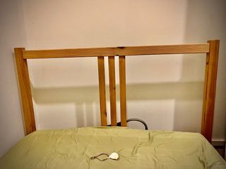 MUST GO in 1-2 days, FAST deal: IKEA single bed in great condition