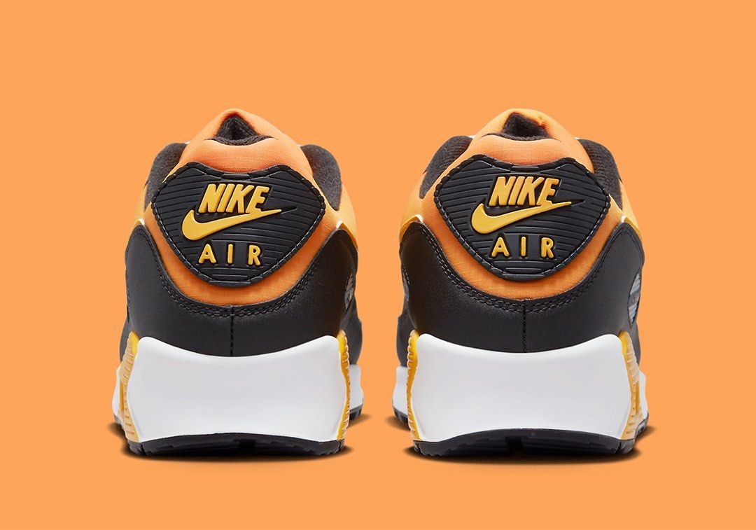 Gold and black air cheap max 90