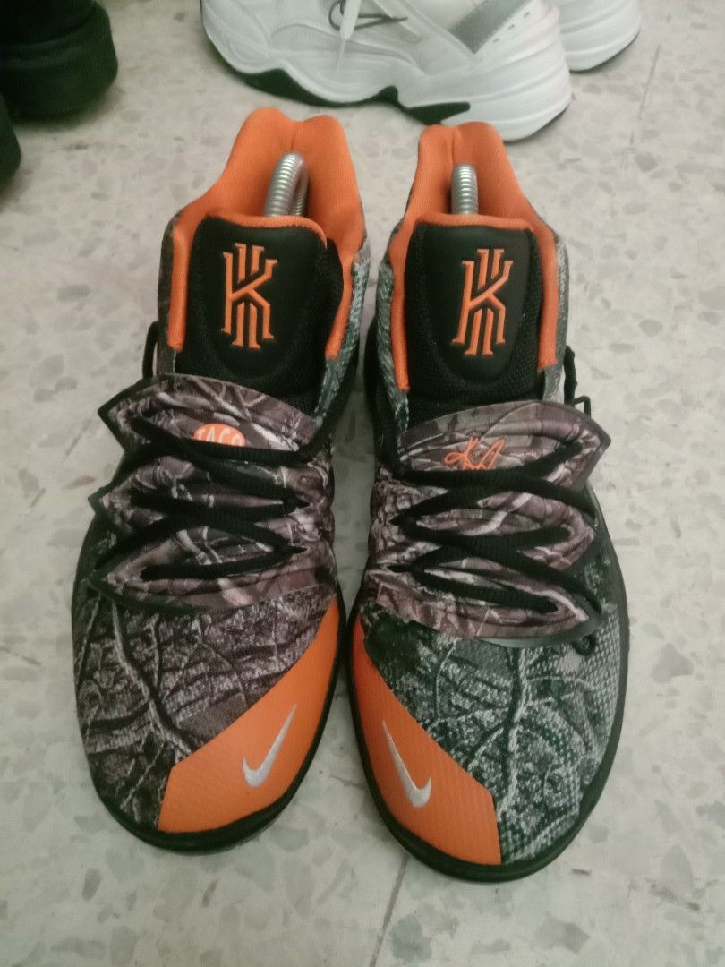 Kyrie 5 camo outlet