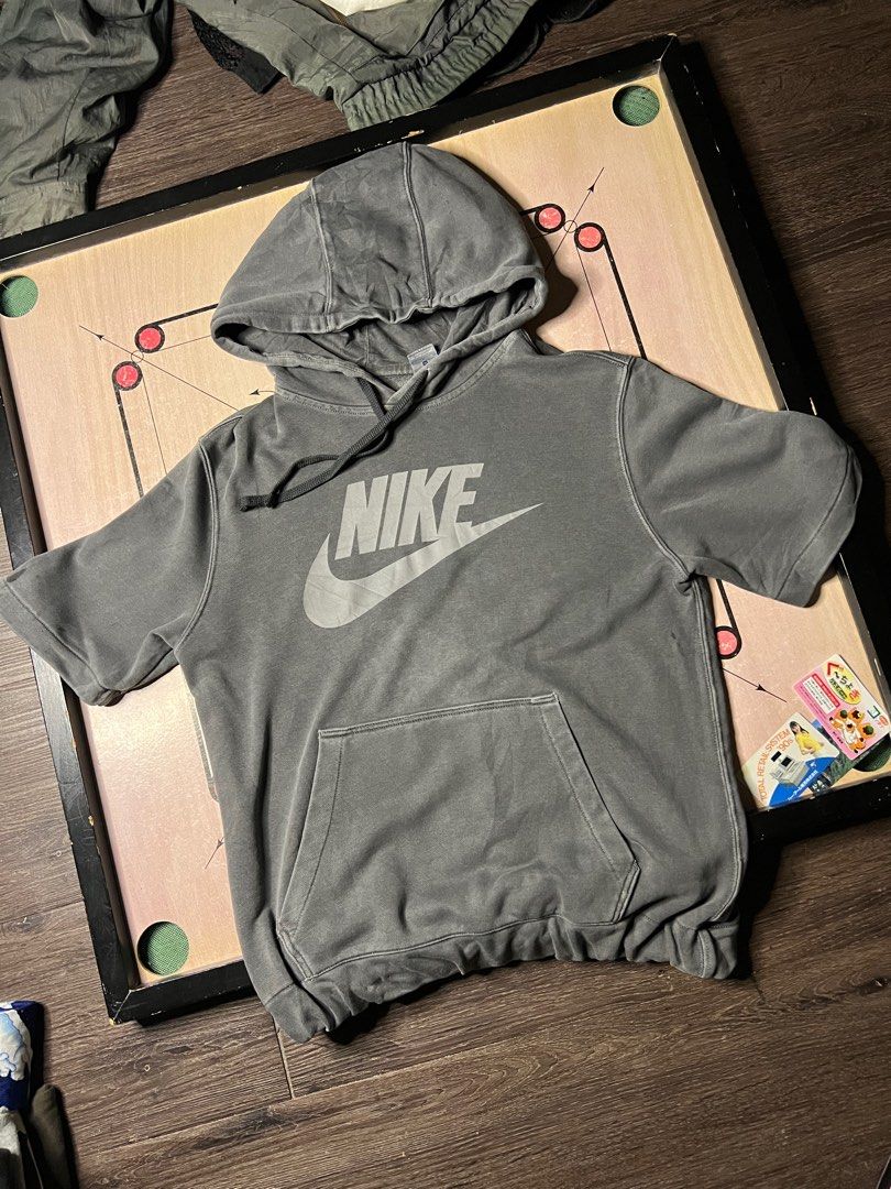Nike hooded top short sleeve