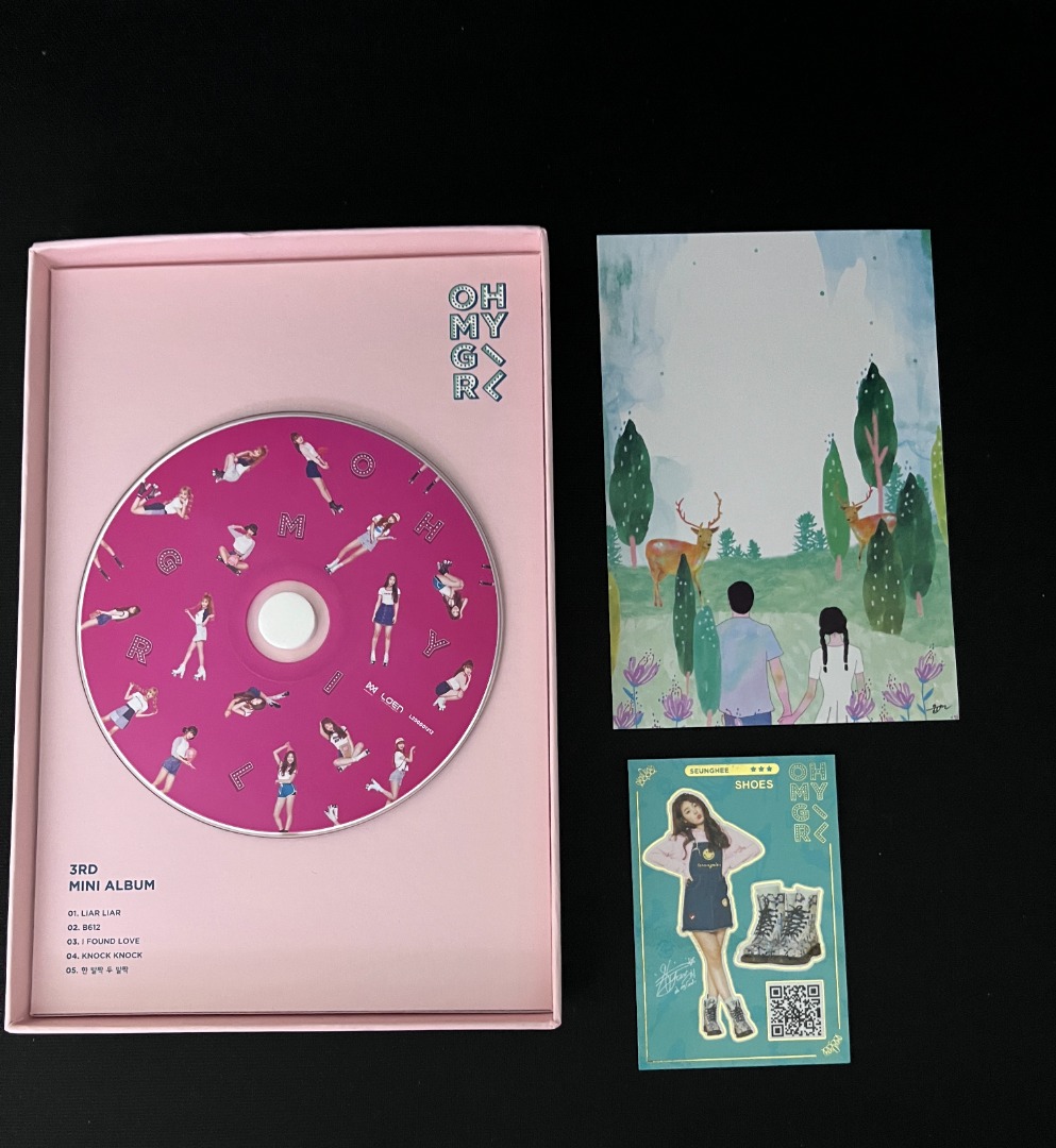 Oh My Girl Card & CD, 興趣及遊戲, 收藏品及紀念品, 韓流- Carousell