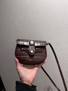（分類：）位於 。 由 amyyyii 提交（商品編號 1221601463，圖片 1）。簡介： 。