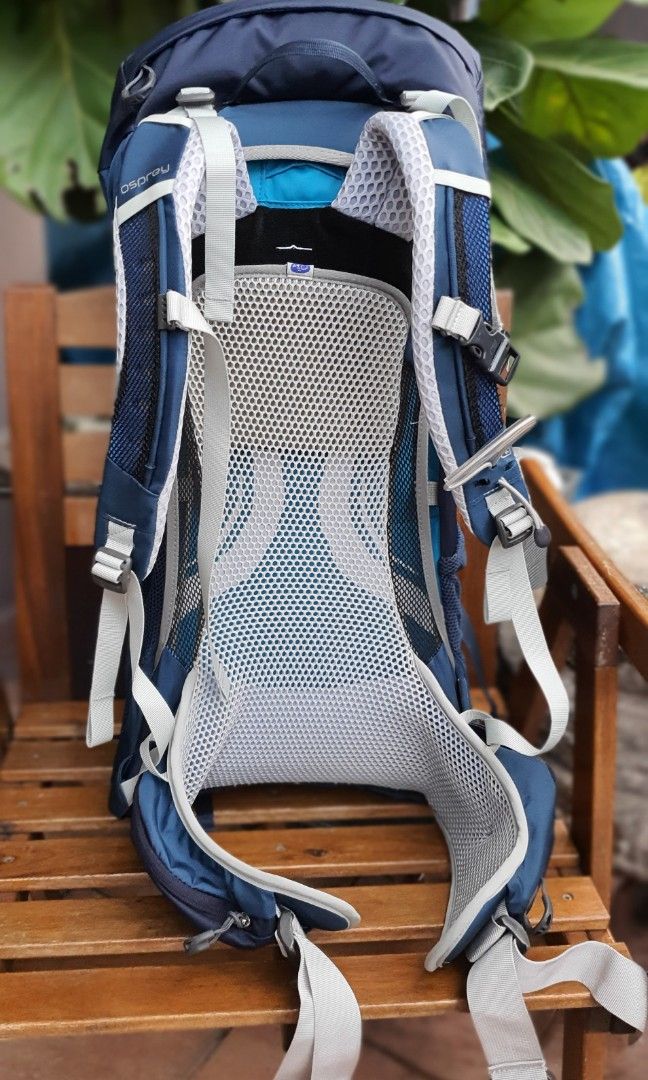 Osprey stratos 36 liter Sports Equipment Hiking Camping on