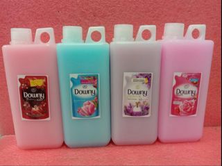 Pelembut & pewangi Downy