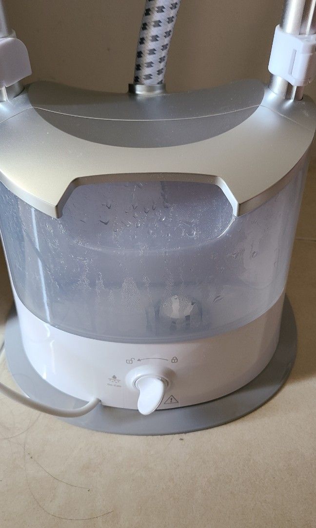 Philips Easy touch clothes dewrinkling steamer, Furniture & Home Living, Cleaning & Homecare