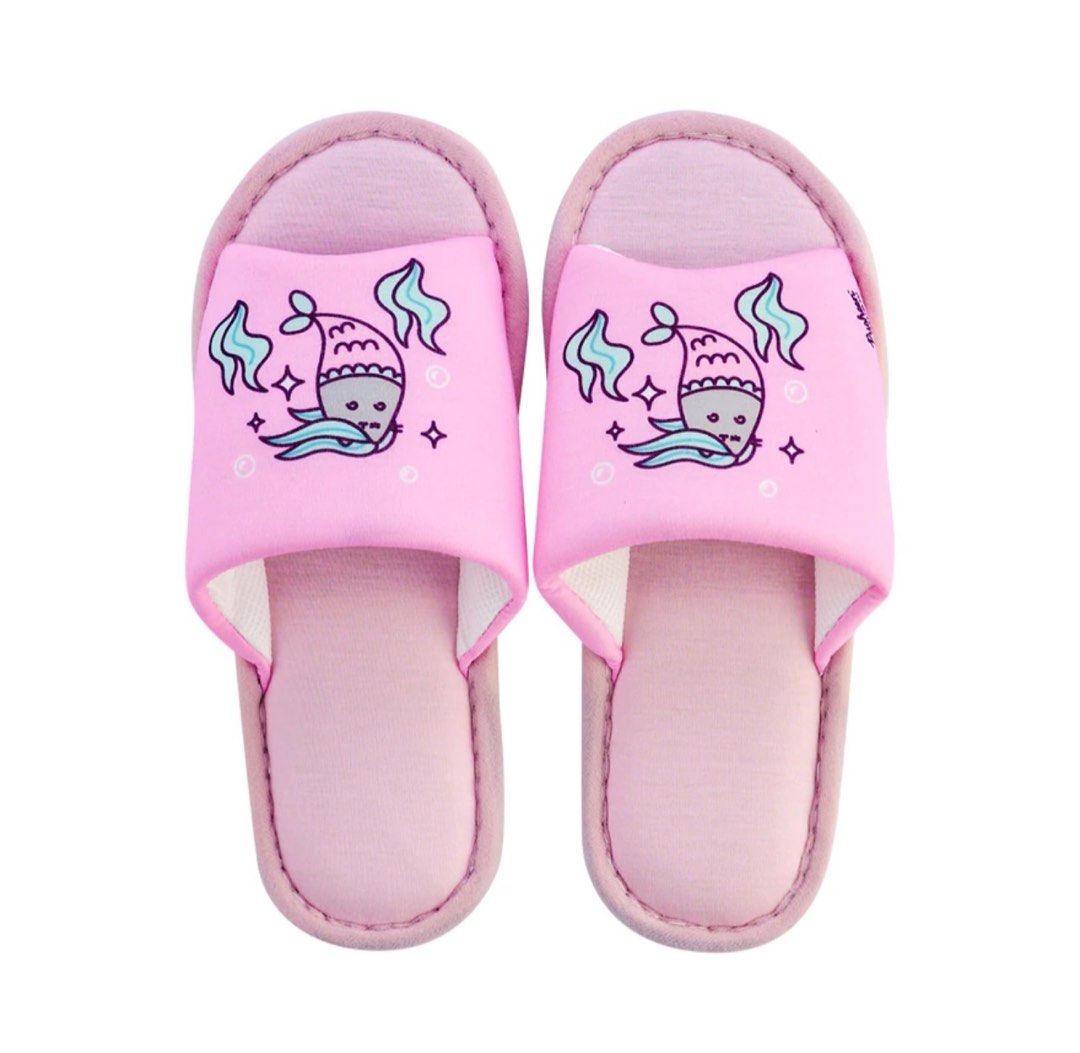 BNIB Pusheen The Cat Home Lounge Room Slippers Gift