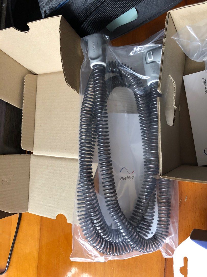 Resmed AirSense 10 tube, tank, nasal pillow NEW, 健康及營養食用品, 醫療用品和工具