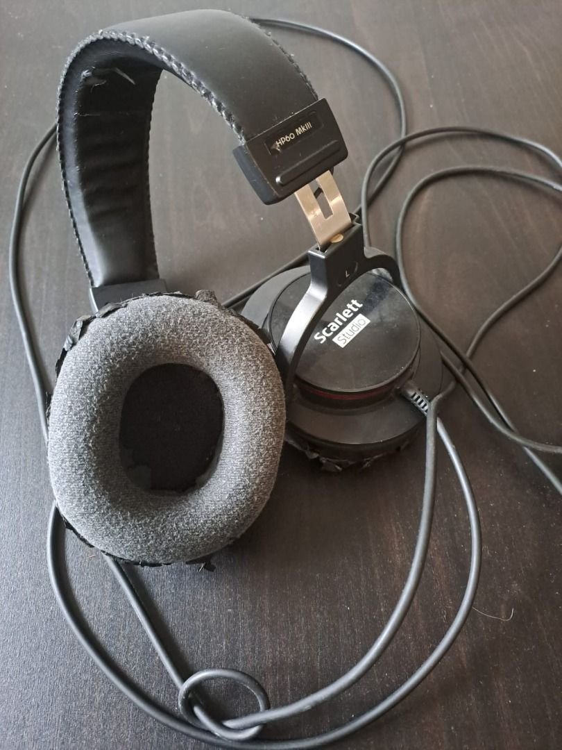 Scarlett hp60 on sale mkiii headphones