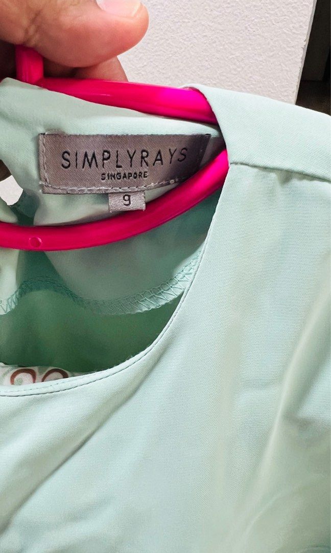 SimplyRays (Category: Baju Kurung & sets) located in Singapore. Submitted by naufalqalisha (Listing ID 1221522494, Image 3). Description: Selling SimplyRays baju kurung set. Both size 9 for kids. Selling both for $80. Selling as my kids have outgrown the size. Worn only twice..