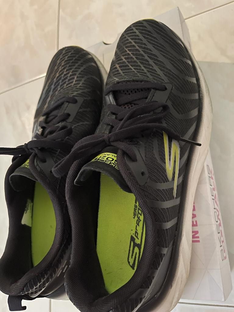 Skechers go run balance discount