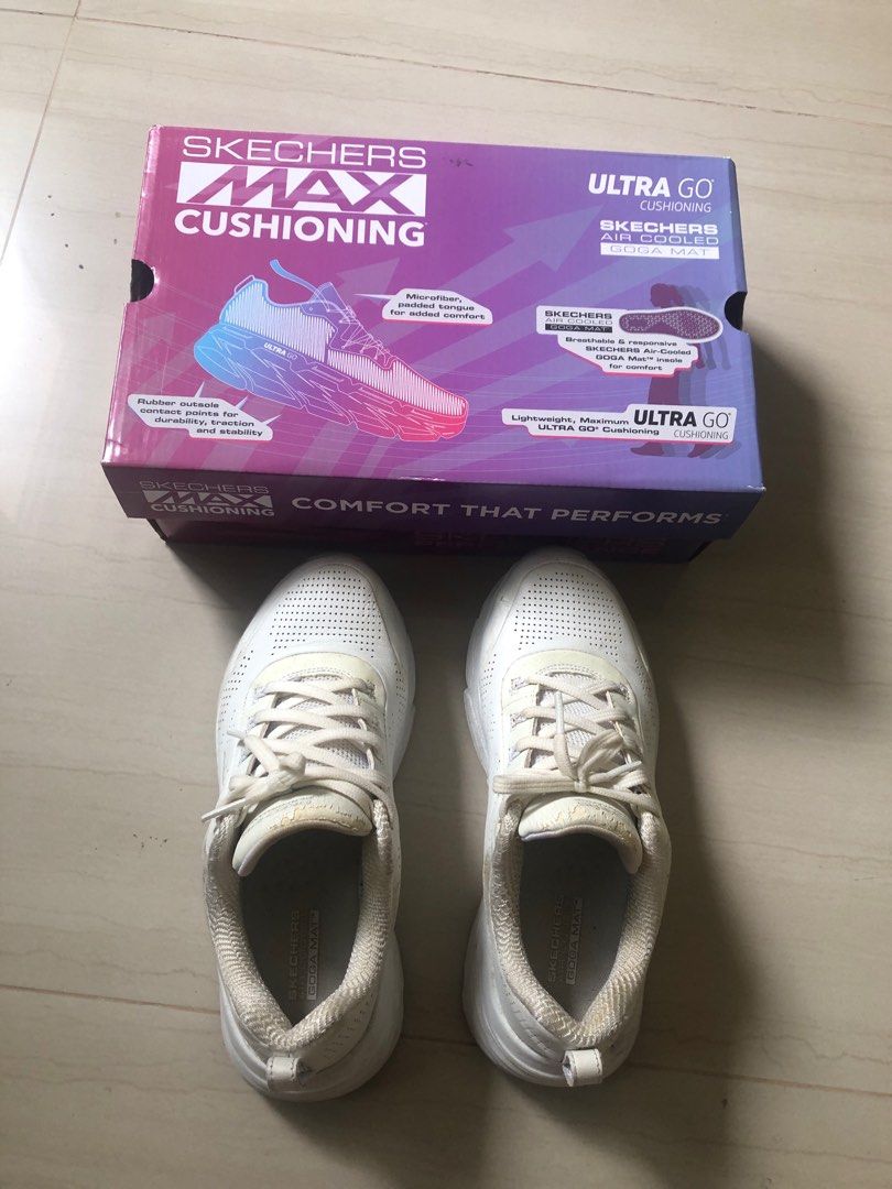 Skechers Ultra Go, Women's Fashion, Footwear, Sneakers on Carousell