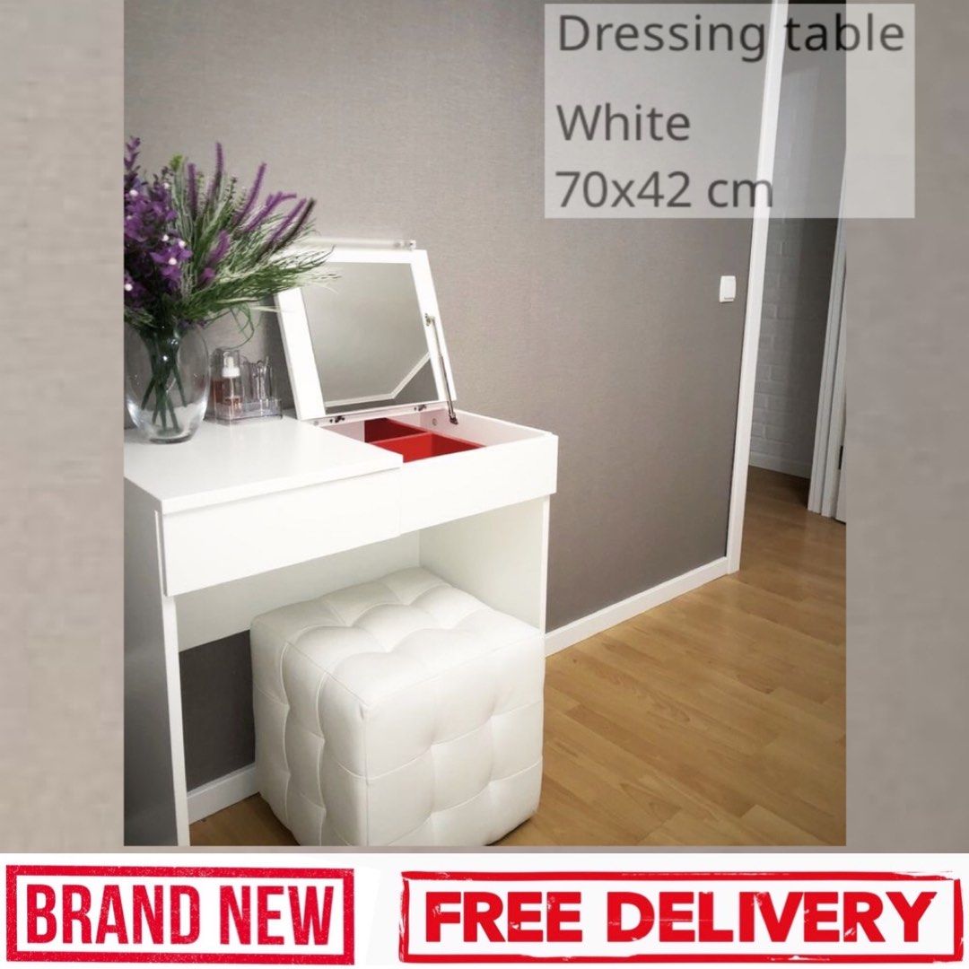 Small white desk with build in mirror Even if your bedroom is small there are plenty of options to get everything you need