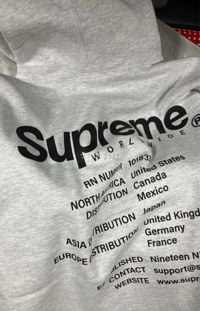 Supreme Worldwide Hooded Sweatshirt Black