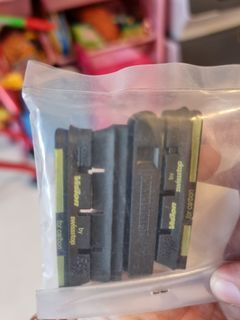 SwissStop Yellow Carbon Rims Brake Pads - Campag Fit