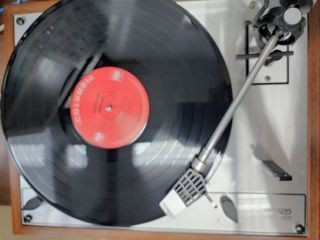 Thorens TD165 turntable