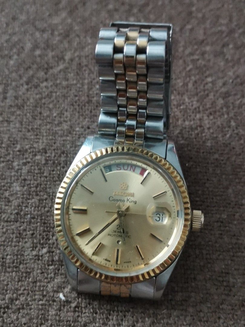 Titoni cosmo king best sale 737 360