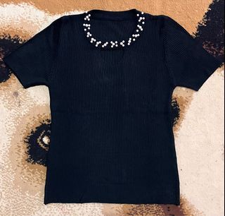 Top Black