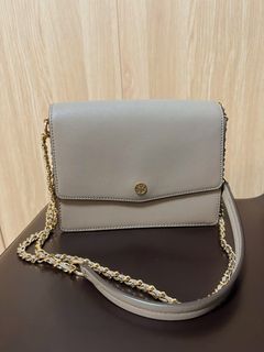 （分類：）位於 。 由 herewesold 提交（商品編號 1029049630，圖片 1）。簡介： 。