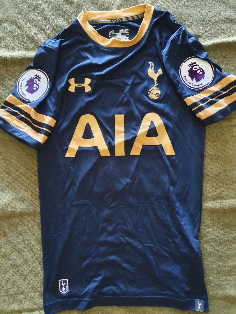 Tottenham Hotspurs Away Kit 16/17 (Harry Kane 10), Men's Fashion,  Activewear on Carousell