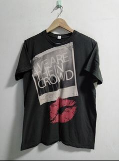 USED WE ARE THE IN CROWD BAND TEE