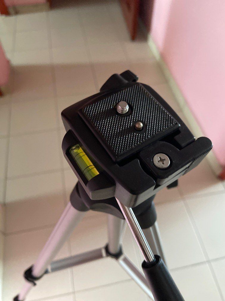 VF W312 Camera Tripod, Photography, Photography Accessories, Tripods